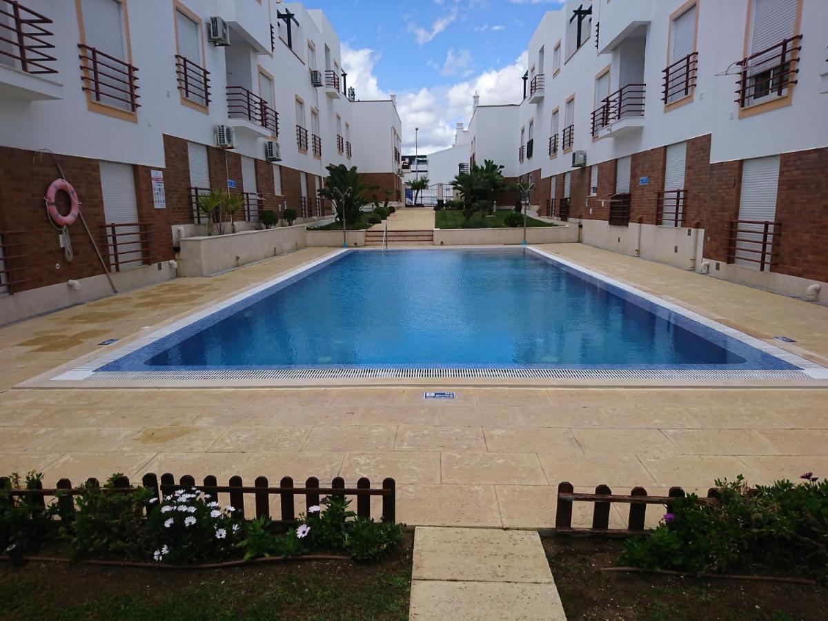 Cabanas De Tavira Gomeira, Bottom Floor 2 Bedroom Apartment Close To The Ocean エクステリア 写真